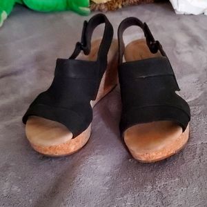 Clark's wedge heel size 6½